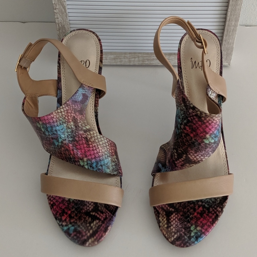 IMPO size 10M Rainbow Faux Snakeskin 4 inch heel